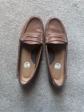 Sperry Tan Leather Penny Loafers